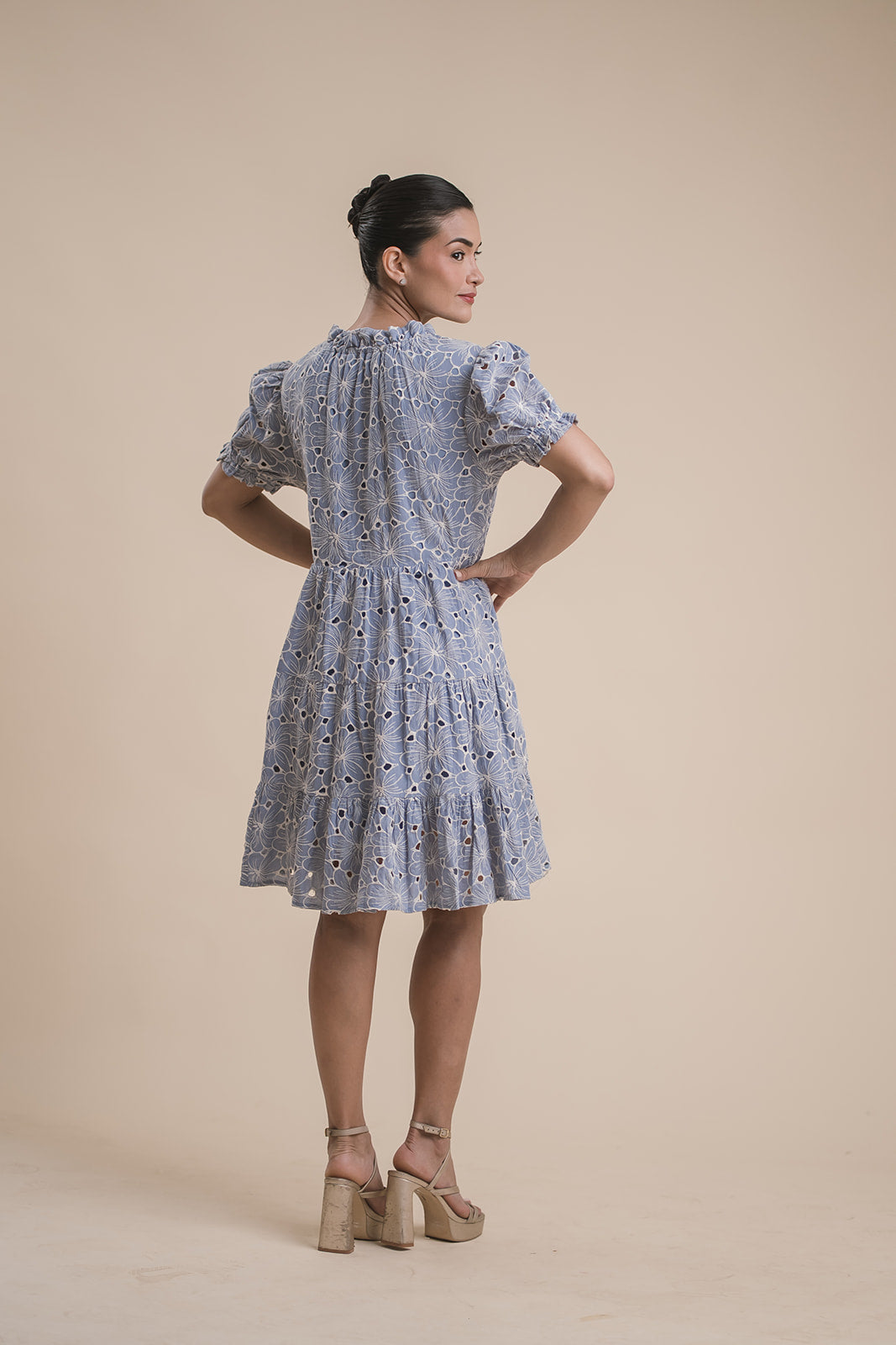 Vestido Midi Broderie