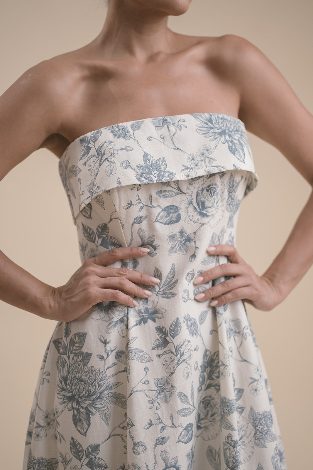 Vestido Strapless Flores